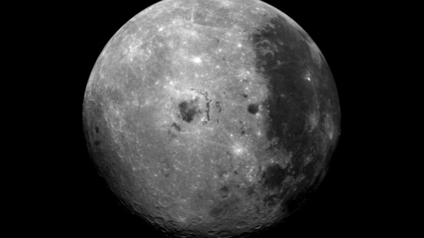 The near and far sides of the Moon, as seen by the Galileo spacecraft in December 1990. The right half of the Moon in this picture can be seen from Earth; the left half cannot.