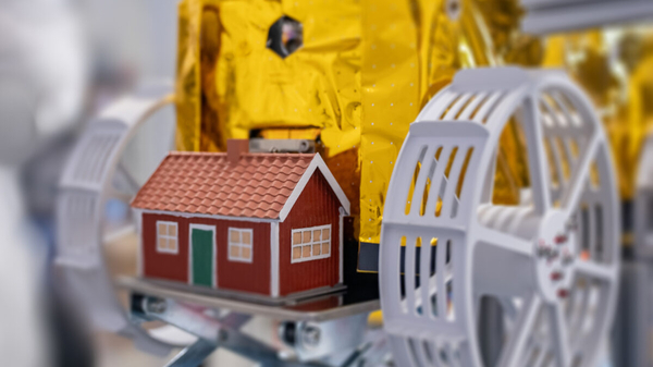 Moonhouse: a piece of artwork by Swedish artist Mikael Genberg, mounted on the TENACIOUS lunar rover, part of HAKUTO-R Mission 2.