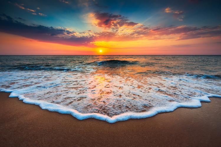 Sonnenaufgang am Strand