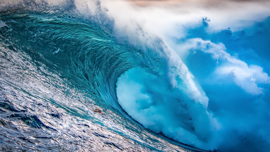 Big wave crashing down.