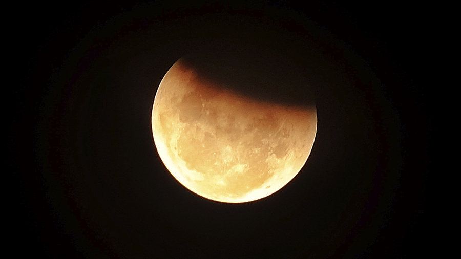 Lunar eclipses have two magnitudes: umbral and penumbral. Lunar eclipses have two magnitudes: umbral and penumbral.