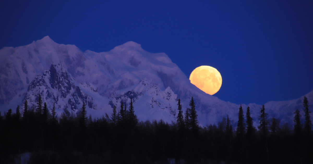 [Image: yellow-full-moon-snow-mountains.jpg?1]