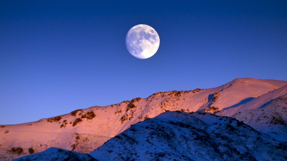Snow Moon Is the Full Moon in February