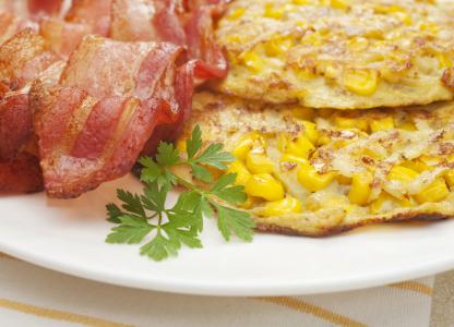 Sweetcorn fritters and bacon.