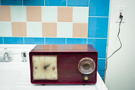 Retro radio in the bathroom.