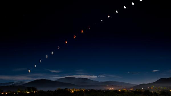 Total lunar eclipse over Santa Fe, New Mexico, USA.