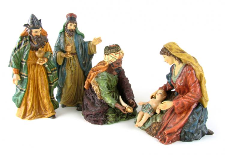 Image of the Nativity scene, 3 wise men adoring baby Jesus.