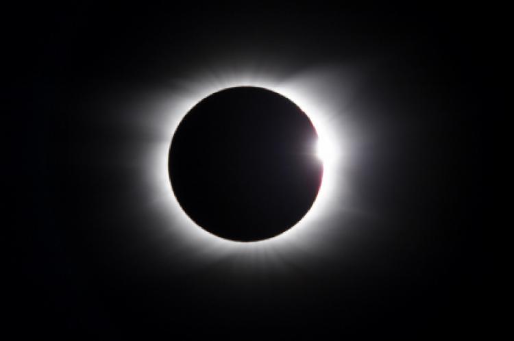 Zaćmienie słońca w Praadyk Solar-eclipse