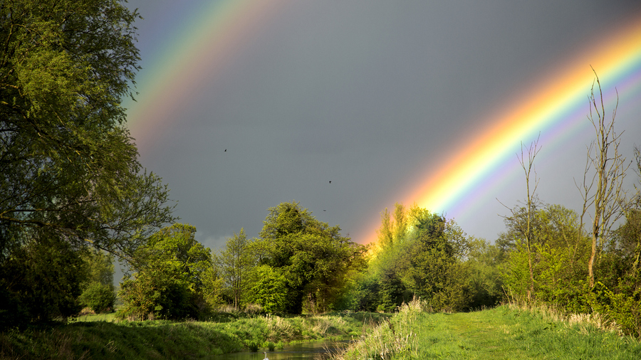 Double arc-en-ciel avec bande d'Alexandre.'s Band.